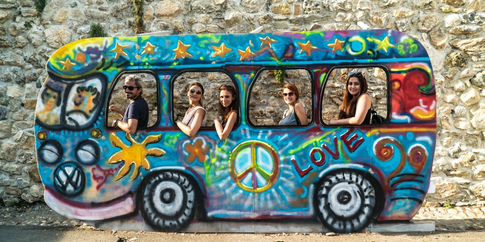 Otobüsle Avrupa Turu Neden Popüler? Avantajları Nelerdir?